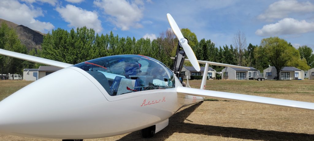 Glider with Arcus motor